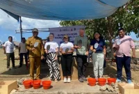 Acara Peletakan Batu Pertama Pembangunan Sarana Air Bersih Program Rote Malole Water di Dusun Adek Desa Oelolot Kecamatan Rote Barat | Foto: DKSIP_rotendao