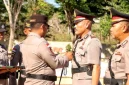 Kapolres Rote Ndao AKBP Mardiono,S.ST.,M.K.P Memimpin Upacara Sertijab Kabag SDM dan Pelantikan Kasi Humas Polres Rote Ndao, Senin (15/08/2025) | Foto: Dok. Humas Polres Rote Ndao