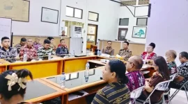 Rakor TPPS Kabupaten Rote Ndao dengan Agenda Diseminasi Laporan TPPS Kabupaten Rote Ndao Semester I, II serta Evaluasi Inputan pada Aplikasi Mai Fali tahun 2025 | FOTO\Bidkom_DKISP Rote Ndao