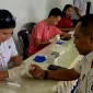 Suasana pemeriksaan kesehatan menyeluruh bagi warga binaan dan petugas Lapas Kelas III Baa hasil kerja sama dengan Dinkes Rote Ndao. Jumat (27/2/2026). FOTO: ROOL/Ho-humas @lapasbaa