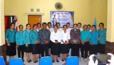 Foto Bersama usai acara Serah Terima Jabatan Kepala TPA TP PKK Rote Ndao yang dipimpin Ketua TP PKK Yanne Henuk-Pellokila, Sabtu (28/02/2026). ROOL/Ho-PPID Utama_DKISP Rote Ndao