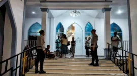 Personel Pospol Ndao Nuse Melakukan Pengamanan Perayaan Paskah 2026, Sabtu (04/04/2026). ROOL/Ho-hmsresrnd