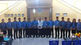 Acara penandatanganan Berita Acara Serah Terima Jabatan oleh pejabat disaksikan Sekretaris Daerah Jonas M. Selly | FOTO: ROOL/Ho-PPID Utama_DKISP